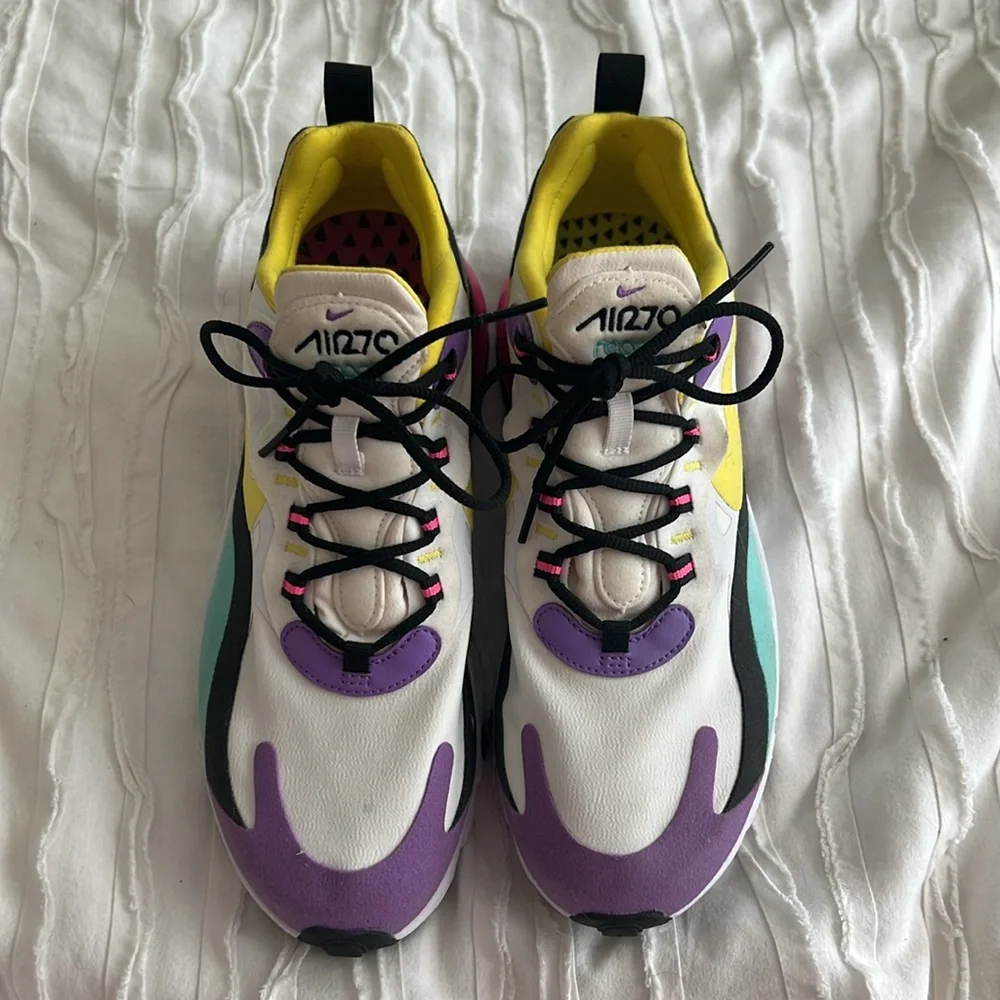 Nike Men’s Air Max 270 React